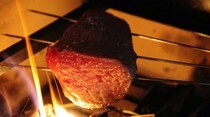Nikuko_Omakase Course - Top-quality Kobe beef raised with special attention to pedigree and age in months.