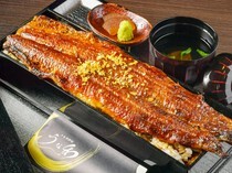 Unagi Ryouri Unawa Izumi_Shinobi Ippon-jyu with soup - It is an extremely luxurious dish with diced broiled eel in rice.