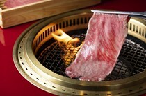 Yakiniku Ten Gamushara Marunouchi_Kiwami-yaki (sirloin) - A special menu item prepared only for courses.