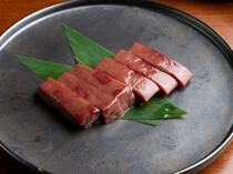 Akasaka Kintan_Japan's Best Liver Grilled on Stone - You can enjoy the smoothness that melts on your tongue.