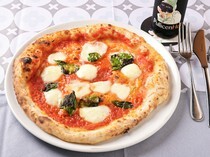 Pizza Verde Matsumoto_Margherita - You can feel the difference in its simplicity.