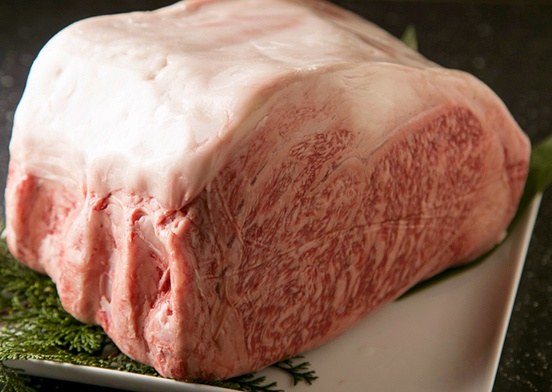 Kuroge-wagyu  (Japanese black cattle) 