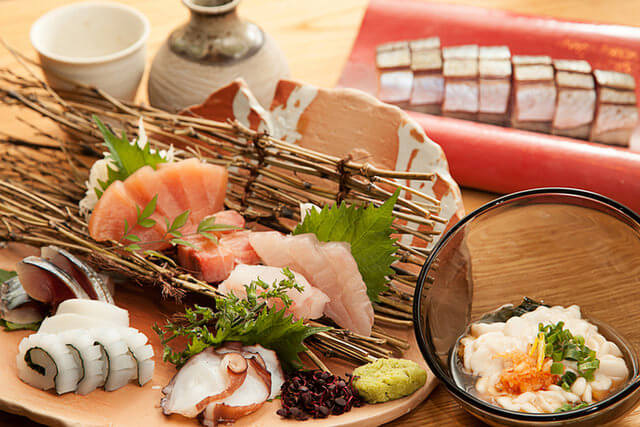 Assorted Sashimi with Fresh Seafood Direct from Their Production Sites image